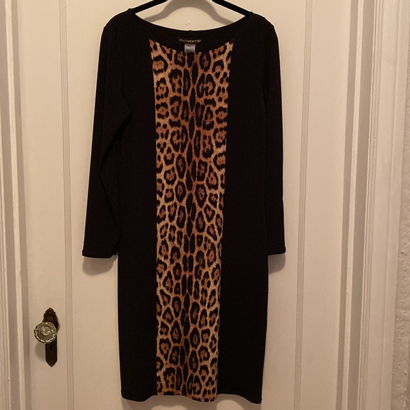 Leopard print dress - classic simple cut - goes on like a tshirt! - Picture 1 of 7